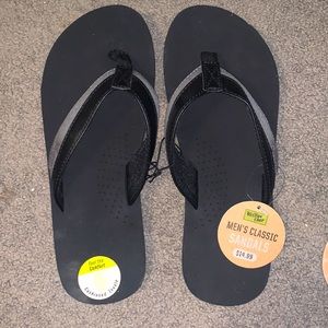 Mens flip flops